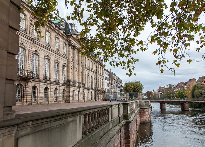 Straßburg Grande Île: Palais Rohan (Musée des arts décoratifs, Musée des beaux-arts und Musée archéologique) Ill Pont Sainte-Madeleine