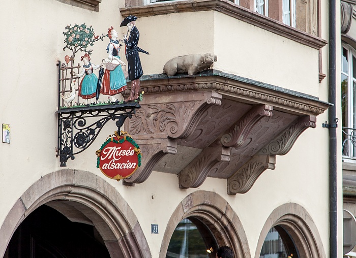 Quartier de la Bourse: Quai Saint-Nicolas - Musée Alsacien Straßburg