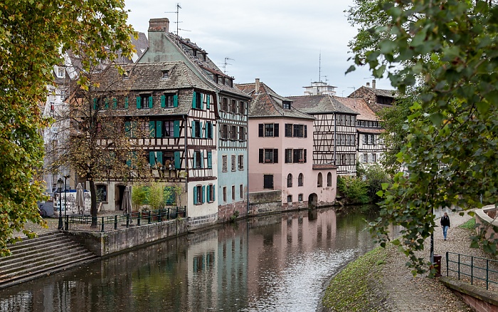 Blick von der Pont Couverts: Ill, Petite France Straßburg