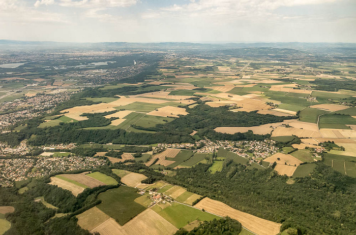 Auvergne-Rhône-Alpes Luftbild aerial photo