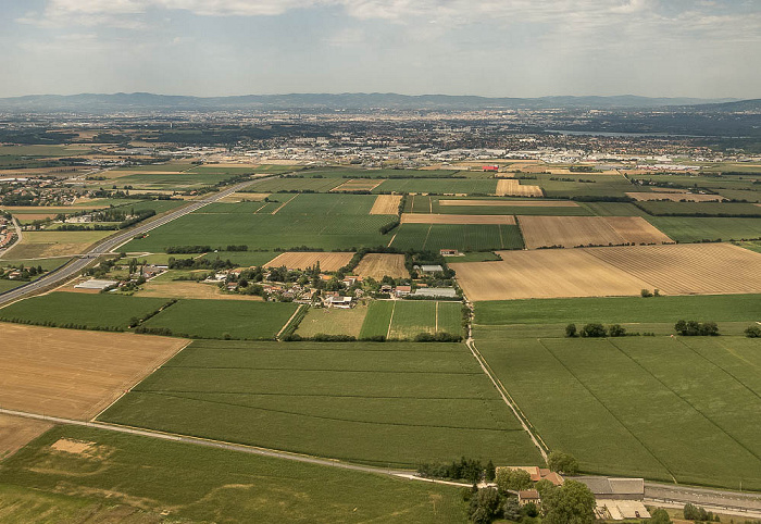 Auvergne-Rhône-Alpes Luftbild aerial photo