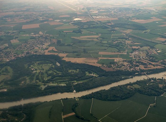 Auvergne-Rhône-Alpes Luftbild aerial photo