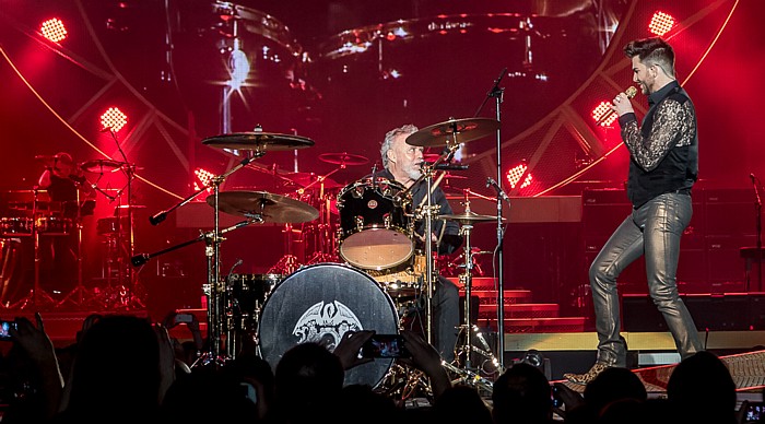 Olympiahalle: Queen + Adam Lambert München Roger Taylor, Adam Lambert