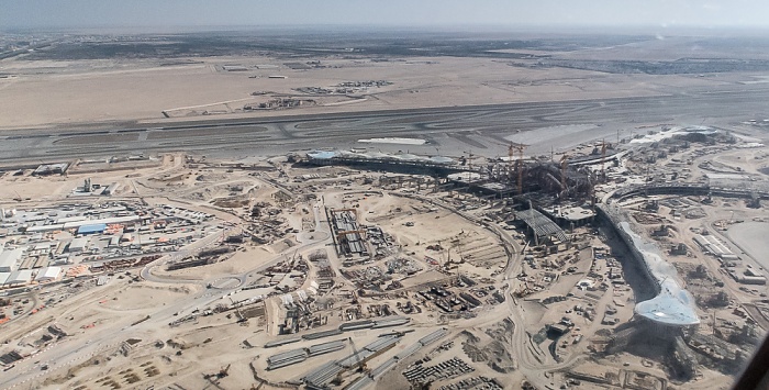 Abu Dhabi International Airport: Baustelle des Midfield Terminals Abu Dhabi