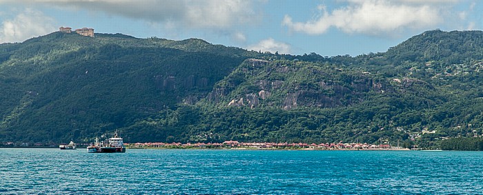 Indischer Ozean Seychellen Fähre Victoria (Mahé) - Baie Sainte Anne (Praslin): Mahé