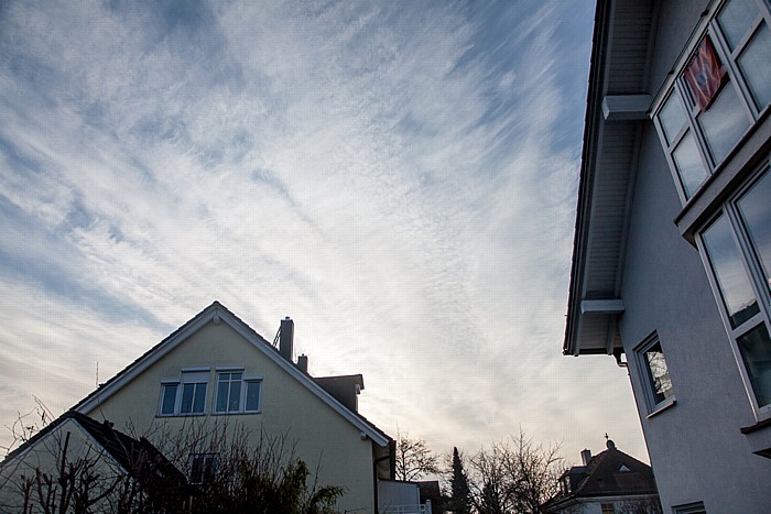 München Blick auf den Himmel am Tag der (partiellen) Sonnenfinsternis 2015 (1 Stunden vor Beginn)