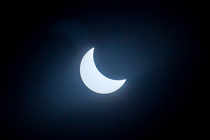 München (Partielle) Sonnenfinsternis 2015 (10:18 Uhr): Sonne und Mond