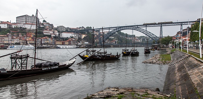 Cais dos Barcos Rabelos, Douro, Ponte de Dom Luis I Porto 2015