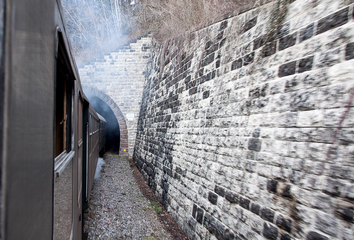 Schwarzwald Sauschwänzlebahn (Wutachtalbahn): Einfahrt zum Kleinen Stockhalde-Tunnel Grimmelshofen Kleiner Stockhalde-Tunnel Grimmelshofen