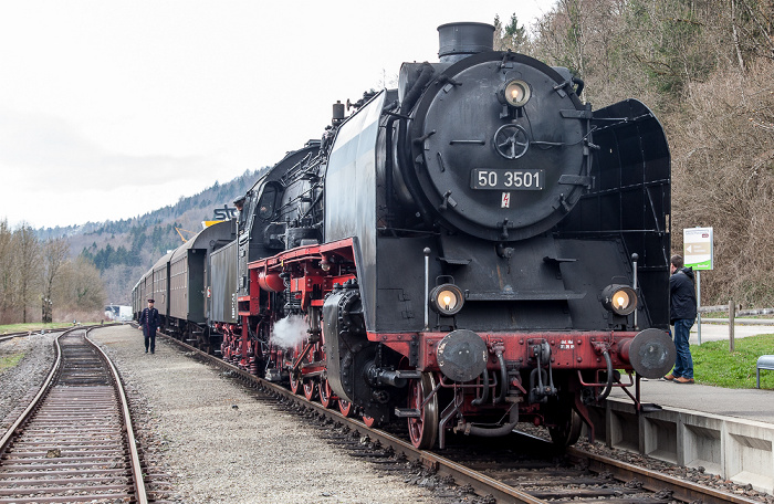 Bahnhof Weizen (Sauschwänzlebahn/Wutachtalbahn): Dampflokomotive 50 3501 Stühlingen