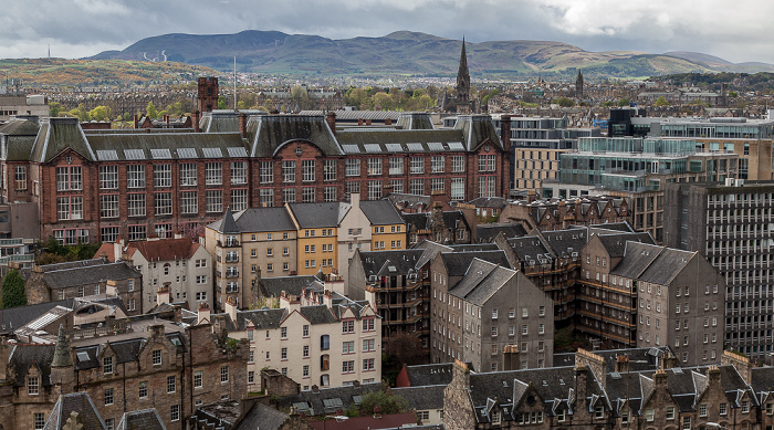 Blick von der Castle Esplanade (Old Town): Edinburgh College of Art Barclay Viewforth Church Bruntsfield Evangelical Church