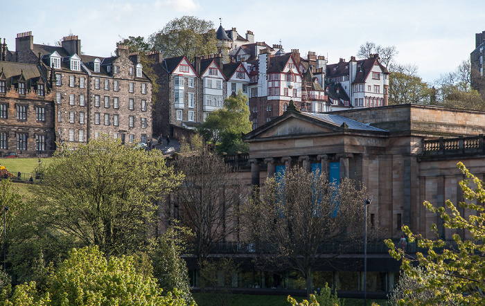 Edinburgh New Town: Princes Street Gardens und Scottish National Gallery