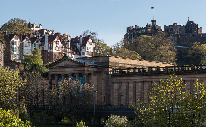 New Town: Princes Street Gardens und Scottish National Gallery Edinburgh 2015
