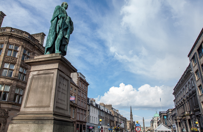 Edinburgh New Town: George Street - William Pitt Statue Melville Monument St Andrew's and St George's West Church