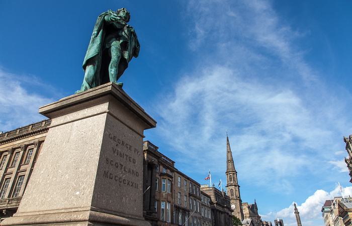 Edinburgh New Town: George Street - King George IV Statue St Andrew's and St George's West Church