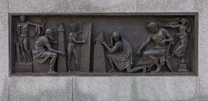 New Town: George Street - Statue of James Clerk Maxwell Edinburgh