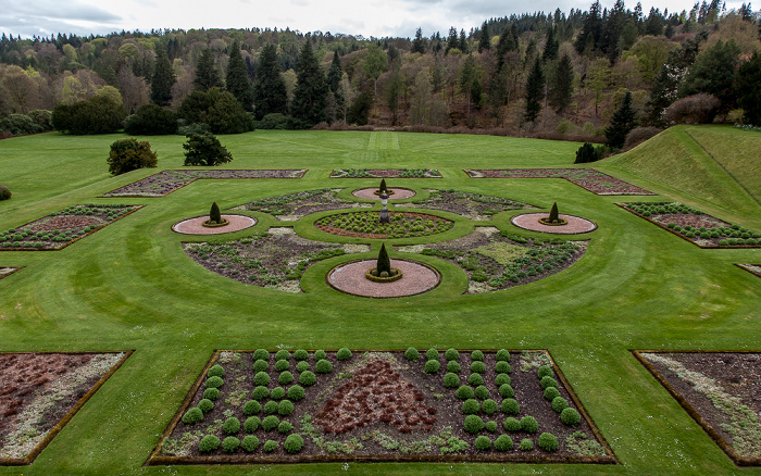 Drumlanrig Castle Gardens  Thornhill