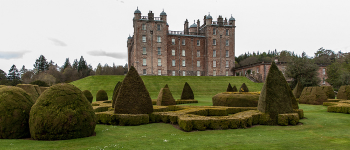 Drumlanrig Castle, Drumlanrig Castle Gardens Thornhill