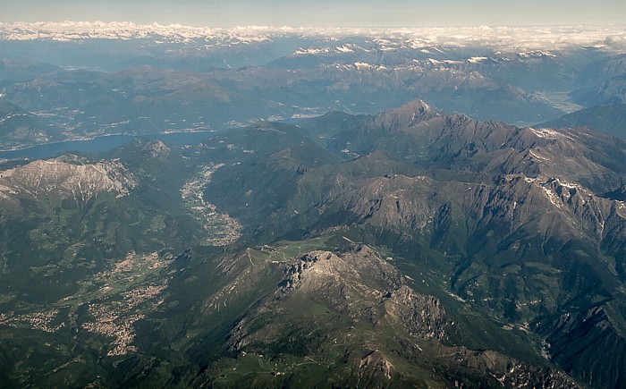 Lombardei - Provincia di Lecco: Bergamasker Alpen mit der Valsassina 2015-05-27 Flug EZY2552 München Franz Josef Strauß (MUC/EDDM) - Mailand-Malpensa (MXP/LIMC) Luftbild aerial photo