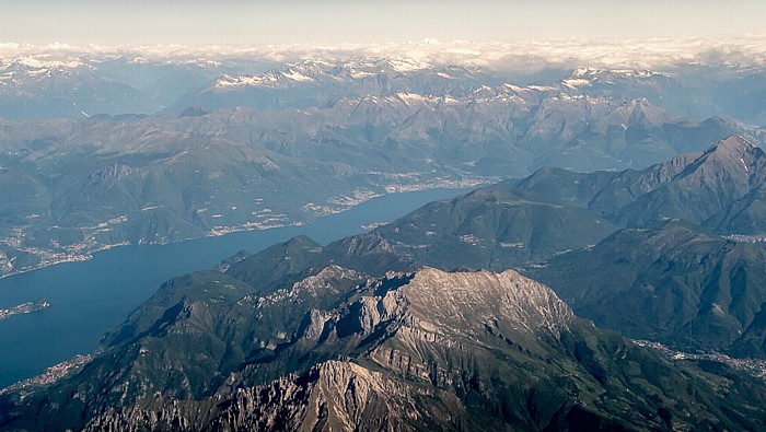 Lombardei - Provincia di Lecco: Comer See (Lago di Como), Gruppo delle Grigne (Bergamasker Alpen) 2015-05-27 Flug EZY2552 München Franz Josef Strauß (MUC/EDDM) - Mailand-Malpensa (MXP/LIMC) Luftbild aerial photo