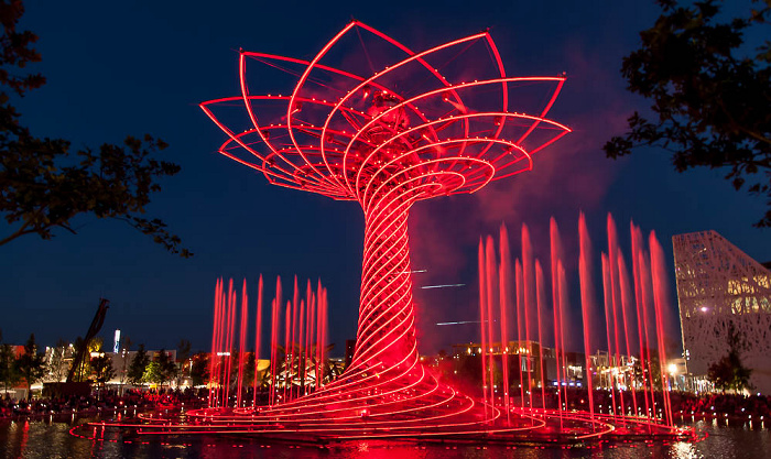EXPO Milano 2015: Baum des Lebens (Tree of Life, Alvero della Vita) Mailand