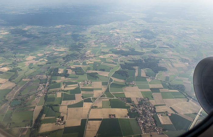 Bayern - Landkreis Erding / Landkreis Ebersberg 2015-05-29 Flug EZY2555 Mailand-Malpensa (MXP/LIMC) - München Franz Josef Strauß (MUC/EDDM) Ebersberger Forst Markt Schwaben Luftbild aerial photo
