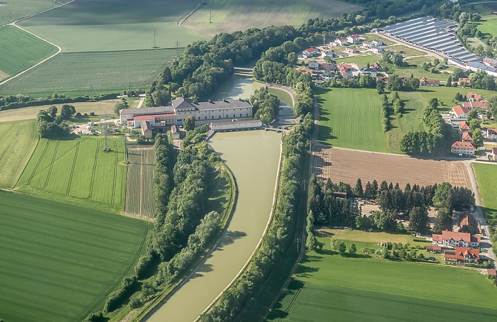 Bayern - Landkreis Erding: Laufwasserkraftwerk Eitting am Mittlere-Isar-Kanal 2015-05-29 Flug EZY2555 Mailand-Malpensa (MXP/LIMC) - München Franz Josef Strauß (MUC/EDDM) Luftbild aerial photo