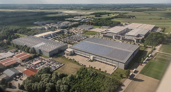 Bayern - Landkreis Erding: Gewerbegebiet Schwaig 2015-05-29 Flug EZY2555 Mailand-Malpensa (MXP/LIMC) - München Franz Josef Strauß (MUC/EDDM) Luftbild aerial photo