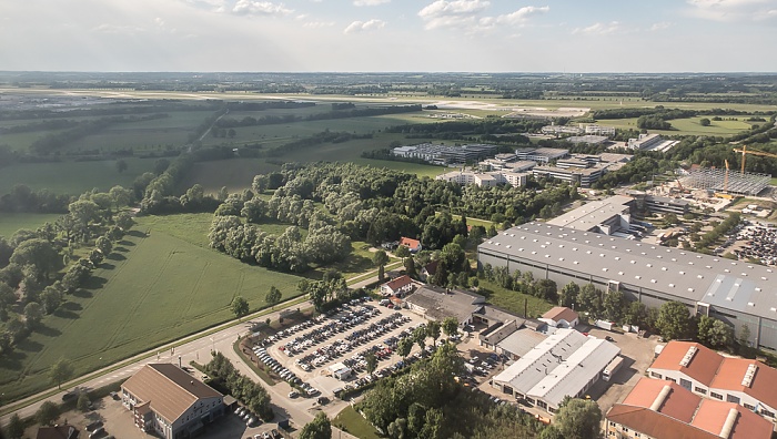 Bayern - Landkreis Erding: Gewerbegebiet Schwaig 2015-05-29 Flug EZY2555 Mailand-Malpensa (MXP/LIMC) - München Franz Josef Strauß (MUC/EDDM) Luftbild aerial photo