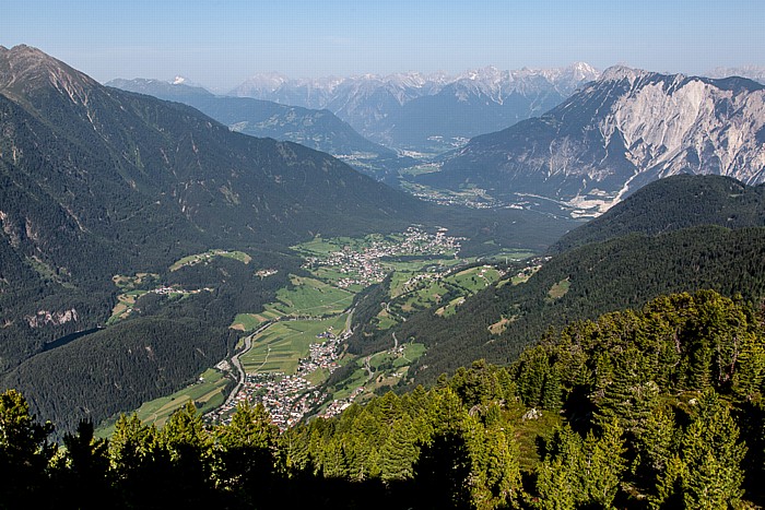 Blick von der Bielefelder Hütte (v.u.): Ötztal, Inntal, Tschirgant und Lechtaler Alpen Hochoetz