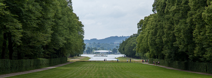 Rasenteppich (Tapis vert) und Kanal (Grand Canal) Herreninsel