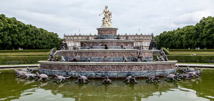 Herreninsel Schlosspark Herrenchiemsee: Latonabrunnen Schloss Herrenchiemsee