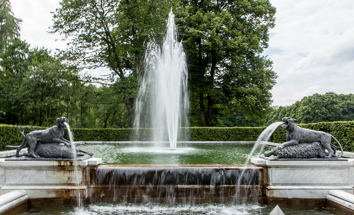 Schlosspark Herrenchiemsee: Südlicher Marmorbrunnen Herreninsel