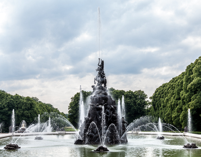 Schlosspark Herrenchiemsee: Famabrunnen Herreninsel