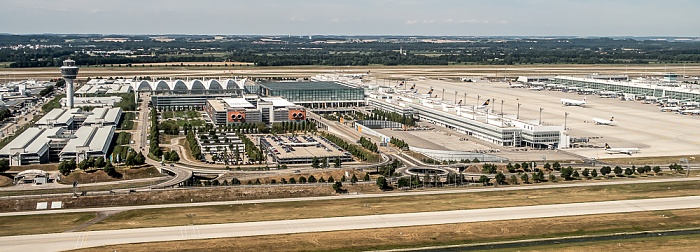 Flughafen Franz Josef Strauß: Terminal 1, Tower, Munich Airport Center (MAC), Terminal 2 München
