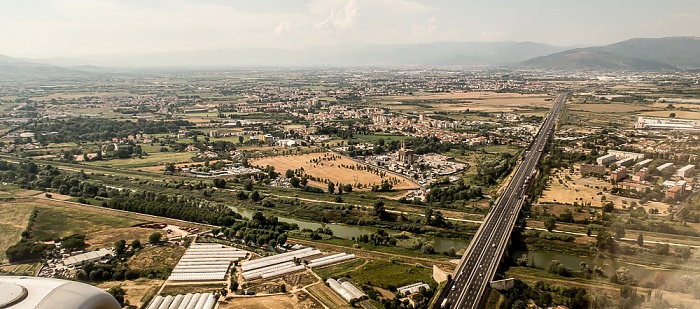 Toskana 2015-07-22 Flug DLA8196 München Franz Josef Strauß (MUC/EDDM) - Florenz (FLR/LIRQ) Luftbild aerial photo