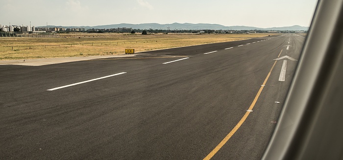 Flughafen Florenz (Aeroporto di Firenze-Peretola “Amerigo Vespucci”) 2015-07-22 Flug DLA8196 München Franz Josef Strauß (MUC/EDDM) - Florenz (FLR/LIRQ)