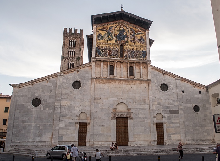 Centro Storico: Basilica di San Frediano Lucca