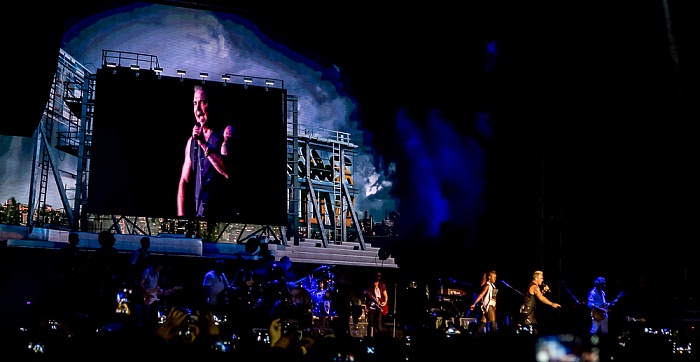 Piazza Napoleone (Lucca Summer Festival): Robbie Williams Lucca