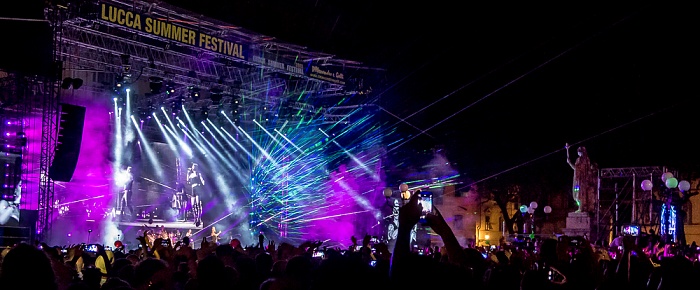 Piazza Napoleone (Lucca Summer Festival): Robbie Williams Lucca