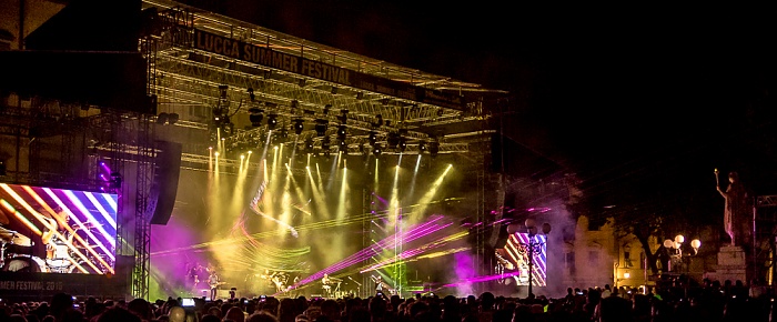 Piazza Napoleone (Lucca Summer Festival): Robbie Williams Lucca Lazy Days