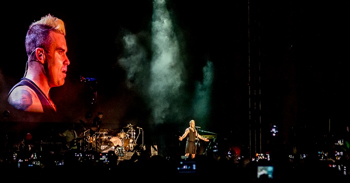 Piazza Napoleone (Lucca Summer Festival): Robbie Williams Lucca