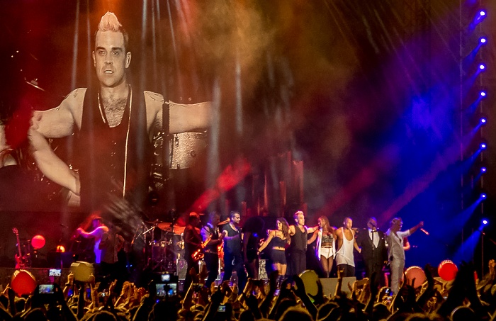 Piazza Napoleone (Lucca Summer Festival): Robbie Williams Lucca