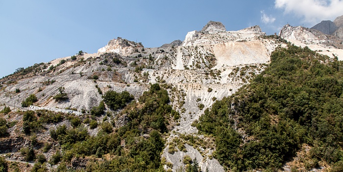 Apuanische Alpen (Bacino di Colonnata): Marmor-Steinbrüche Carrara