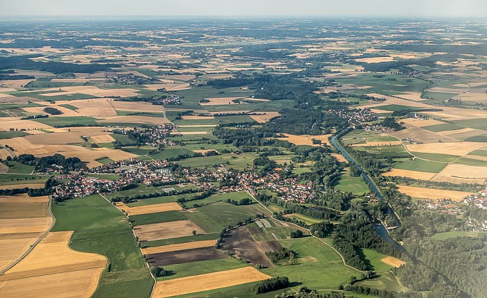 Bayern - Landkreis Freising: Fahrenzhausen 2015-07-26 Flug DLA8197 Florenz (FLR/LIRQ) - München Franz Josef Strauß (MUC/EDDM) Amper Amperkanal Luftbild aerial photo