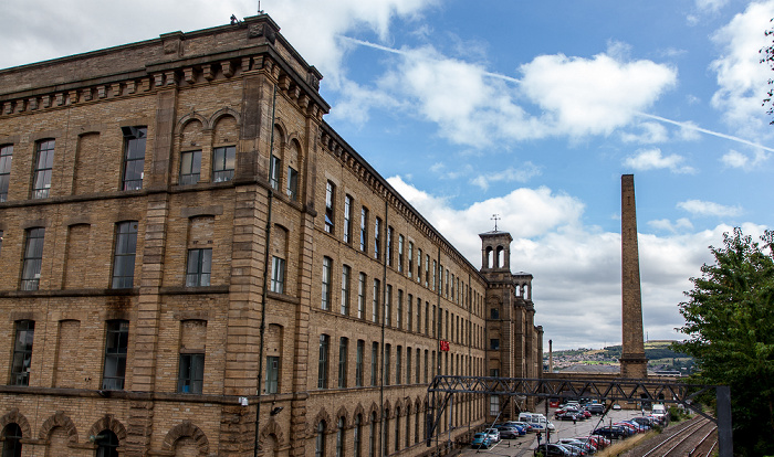 Saltaire: Salts Mill City of Bradford