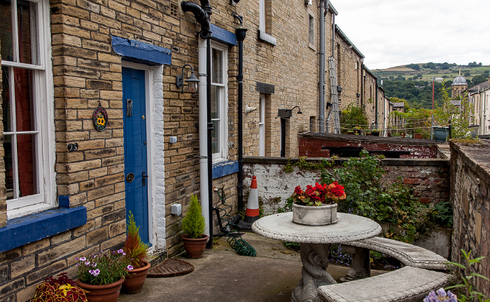 City of Bradford Saltaire: Saltaire Village