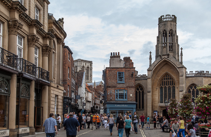 York St Helen's Square: St Helen's Church