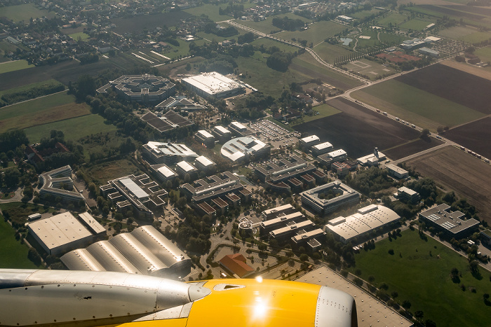 Bayern 2015-10-03 Flug VLG1813 München Franz Josef Strauß (MUC/EDDM) - Barcelona (BCN/LEBL) Luftbild aerial photo