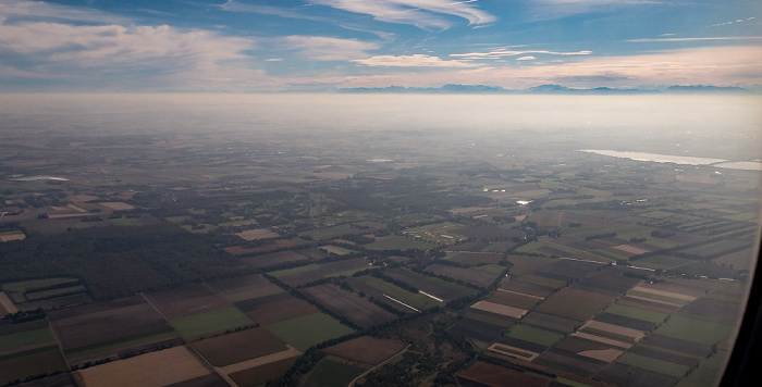 Bayern 2015-10-03 Flug VLG1813 München Franz Josef Strauß (MUC/EDDM) - Barcelona (BCN/LEBL) Luftbild aerial photo